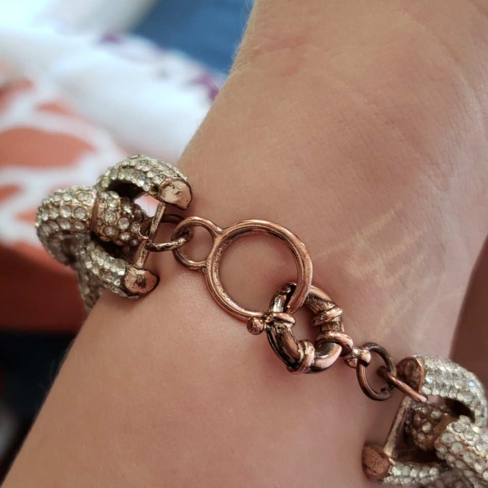 Rose Gold rhinestone adorned bracelet - Picture 8 of 8